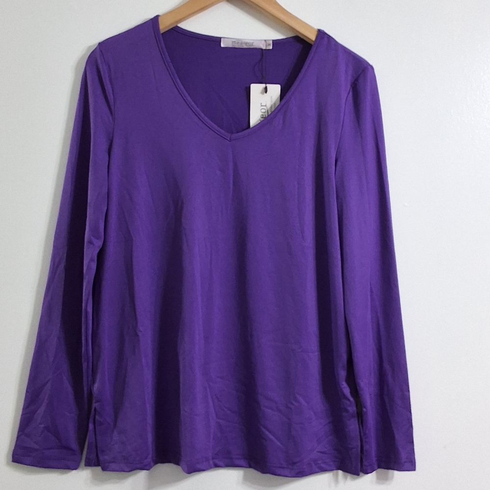 Meanor Women's Purple V Neck Long Sleeve Super Soft Top, Size Medium, NWT